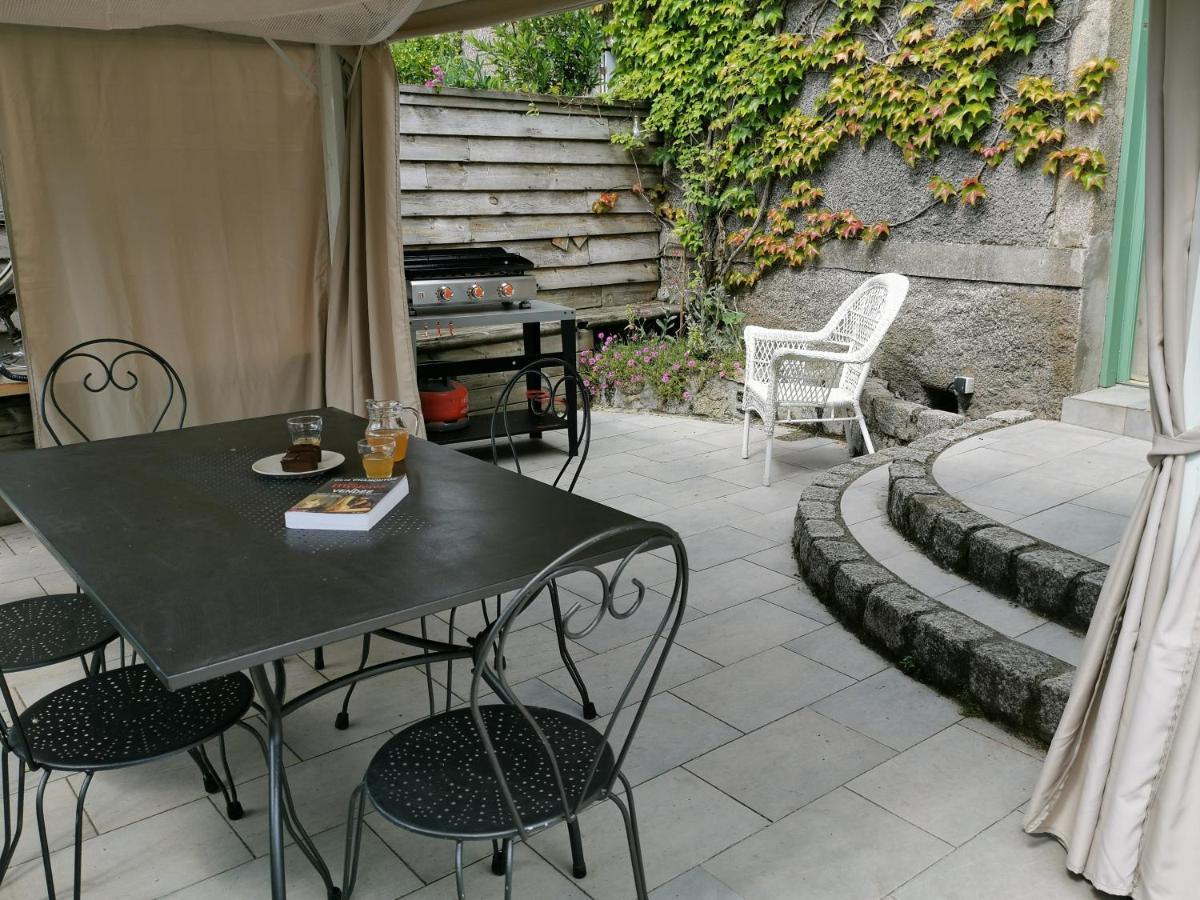 티파우제스 Logis Des Douves B&B 외부 사진