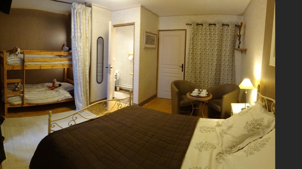 티파우제스 Logis Des Douves B&B 외부 사진